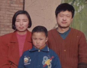  G. Chen Guibin, iz okruga Wucheng , provincija Shandong, i njegova obitelj