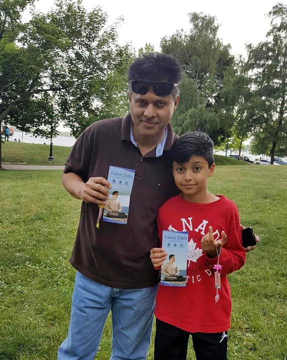 Seyd iz Indije je sa svojim sinom naučio vježbe.