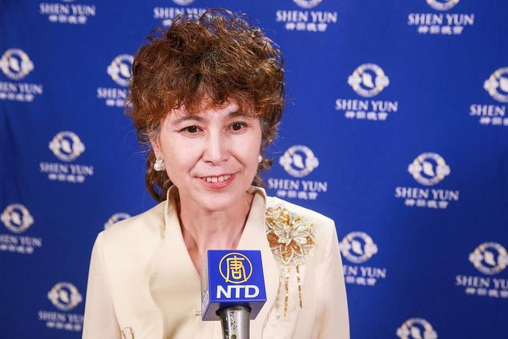 Chen Yu-feng, pomoćnica sekretara Udruženja za svjetsku umjetnost i književnost, na koncertu Simfonijskog orkestra Shen Yun u Tajpeju 13. septembra 2018. godine. 