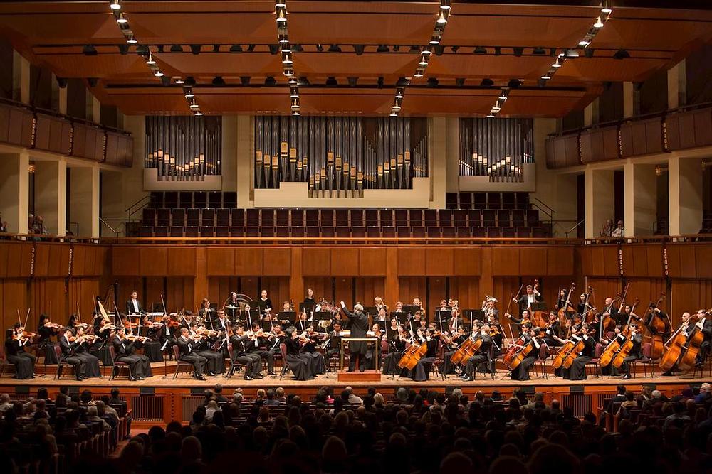 Simfonijski orkestar Shen Yun u koncertnoj dvorani Kennedy Centra u Washingtonu, 14. oktobra