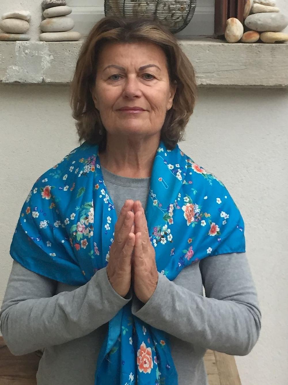  Florens zahvaljuje Učitelju na blagoslovima koje joj je dala Falun Dafa.