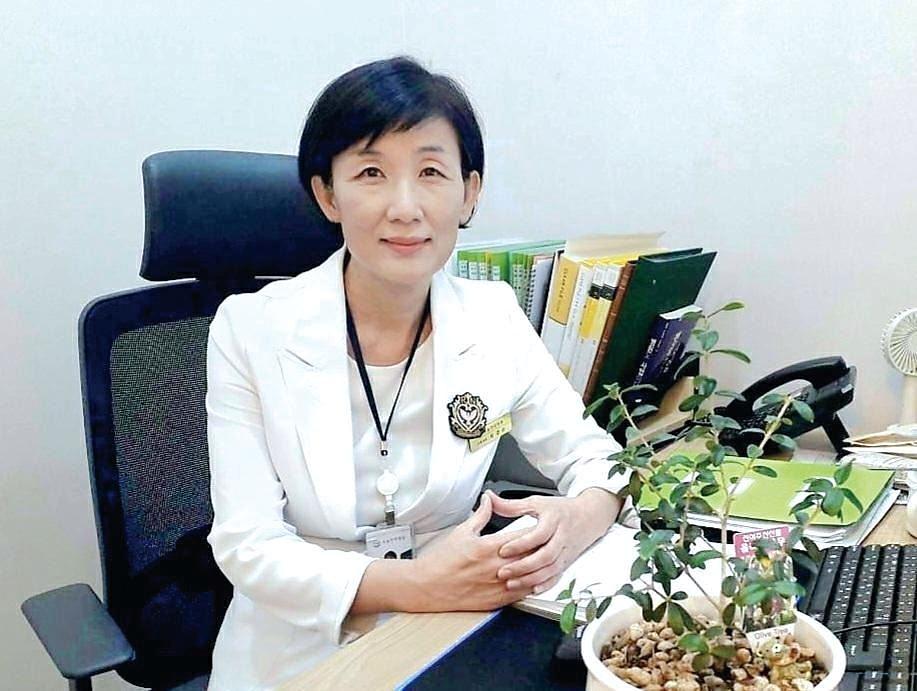 Gđa Kyungsoon Choi, direktorica staračkog doma u jednoj bolnici u Južnoj Koreji, je kazala da je pronašla smisao života nakon što je počela prakticirati Falun Dafa.