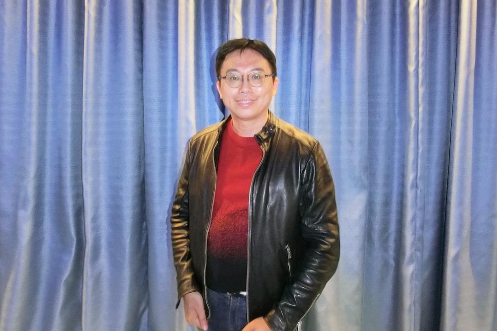 Dustin Lin, iz umjetničkog inkubatora i instruktor umjetnosti, na predstavi Shen Yuna u Taipeju 26. marta (The Epoch Times)
 