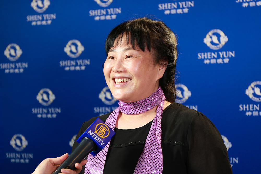 Chen Pinyu, predsjednica kulturne i obrazovne fondacije za kinesku muziku, nakon što je gledala Shen Yun predstavu u Kaoshiungu