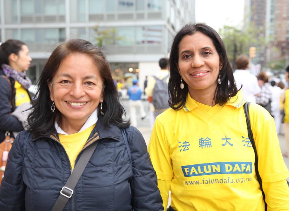 Gđa Amparo Anbia iz Bolivije (lijevo) i gđa Minerva Cruz iz Dominikanske republike