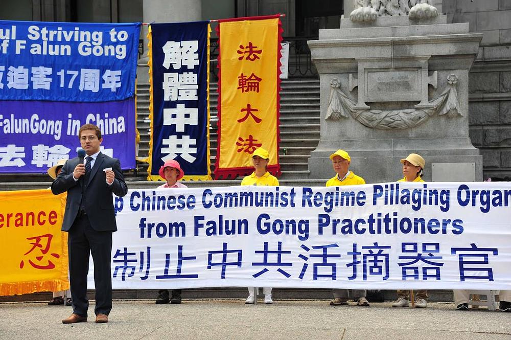 Elias Ishak, nezavisni kandidat za zakonodavnu skupštinu u B.C., je opisao Falun Gong kao dio kineske kulture.