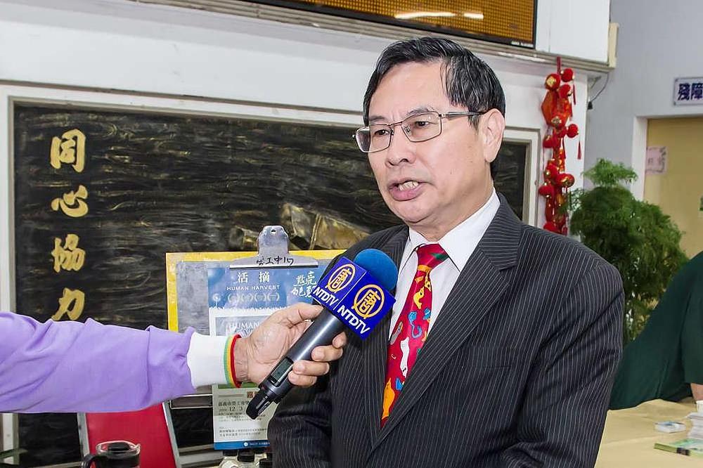 Gradonačelnik Chiayia, Twu Shiing-jer je zatražio pomoć za podršku praktikantima Falun Gonga.