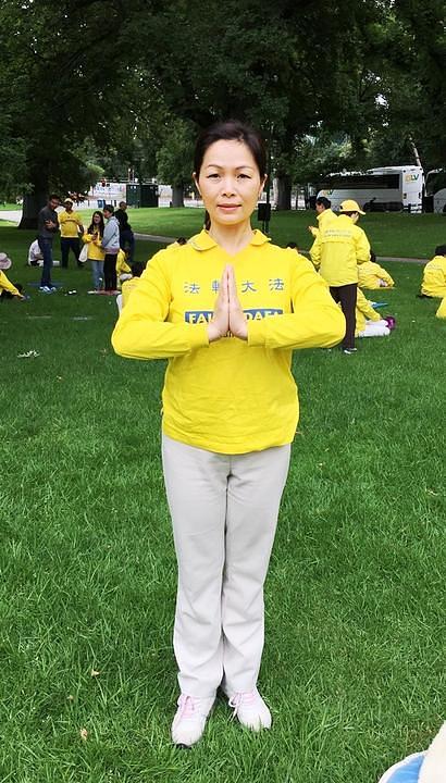 Praktikantica iz Kine, gđa Luo je zahvalna na Falun Dafa