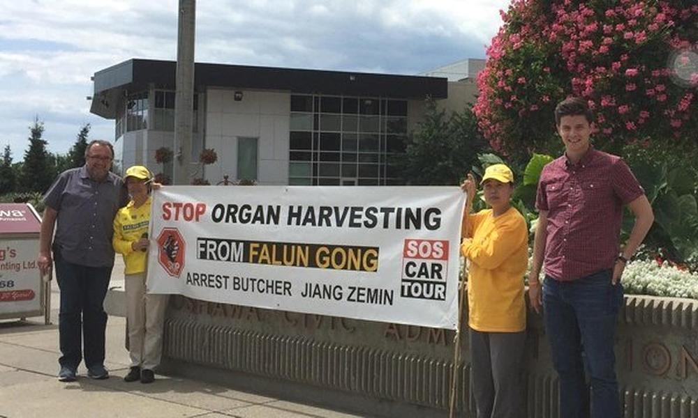 Automobilska turneja u Oshawi, Ontario.