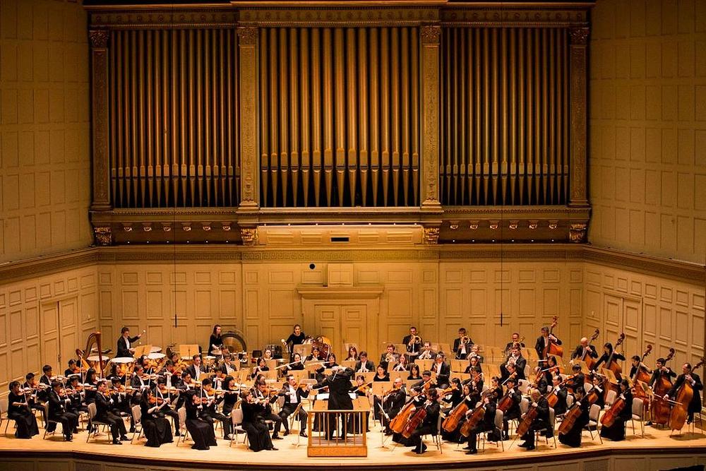 Orkestar u Boston Symphony Hallu 13. oktobra 2017.