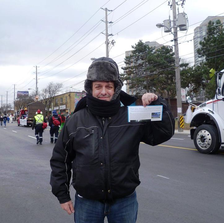 Mark, gledalac, je kazao da Tian Guo Marching Band orkestar donosi puno toplote i energije