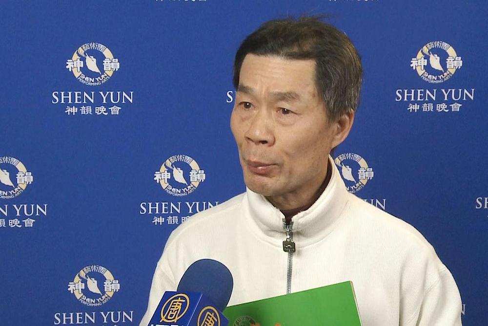 Xiong Li, direktor Xiong Li baletnog ansambla sa sjedištem u Hong Kongu je bio zadivljen Shen Yun predstavom održanoj u koncertnoj dvorani grada Chiyaia, u popodnevnim satima 7. marta 2017. godine.