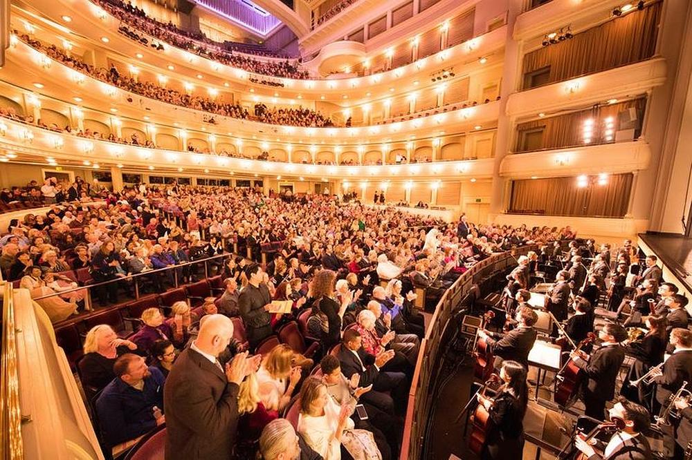 „Shen Yun“ su također, od 8. do 10. januara, održali tri rasprodate predstave u dvorani