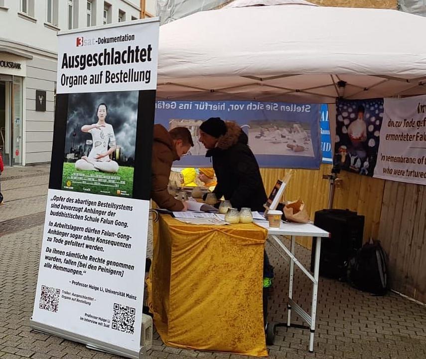 Prikupljanje potpisa u Hajdelbergu