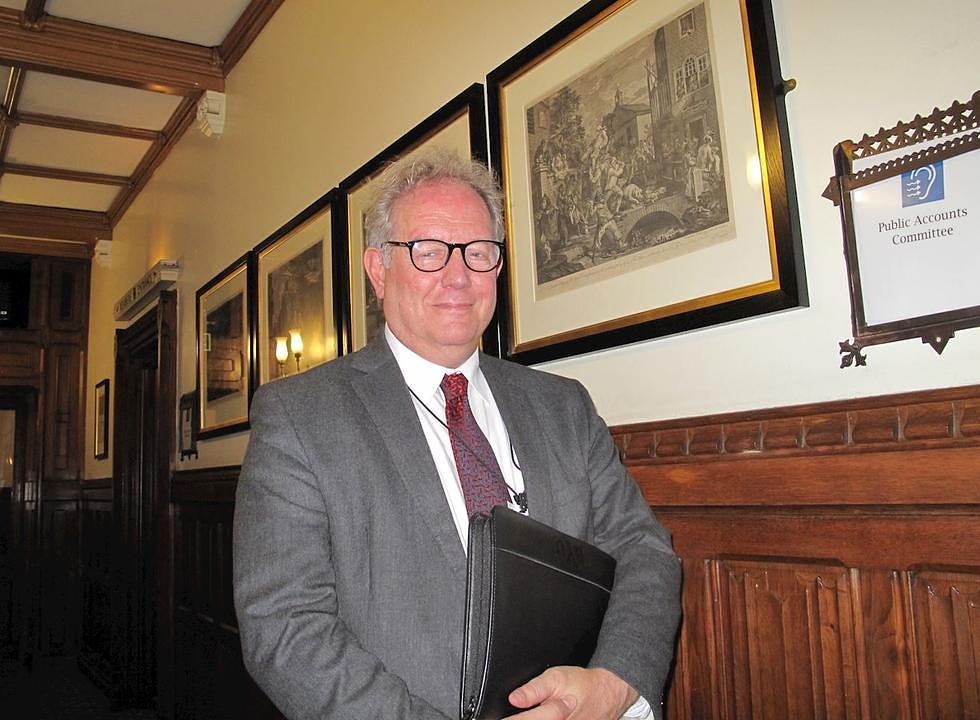 David Kirkham, profesor političkih znanosti, prisustvovao je konferenciji. Rekao je da će svoje studente informirati o ovom pitanju, ukazujući kako je prisilna žetva organa najgora vrsta kriminala nad ljudskim pravima