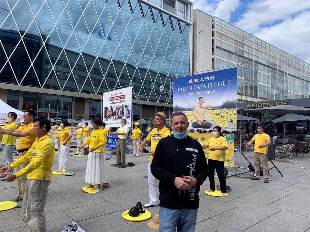 Stan Christian, lokalni stanovnik, želio bi vidjeti kako njemačka vlada vrši pritisak na KPK da zaustavi progon

 