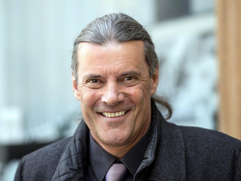 Oskar Freisinger, pisac, bivši član Švajcarske savezne skupštine i bivši član Veća kantona Vale