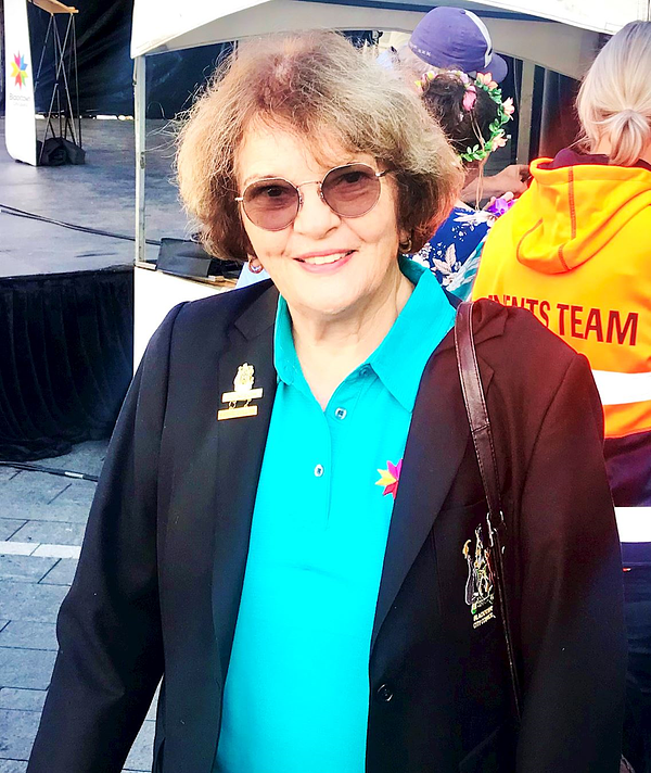 Kathie Collins, članica gradskog vijeća Blacktowna i dobitnica Austrijskog ordena.