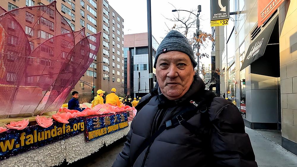 Mario je snimio povorku praktikanata tokom Parade zahvalnosti u Čikagu u četvrtak.