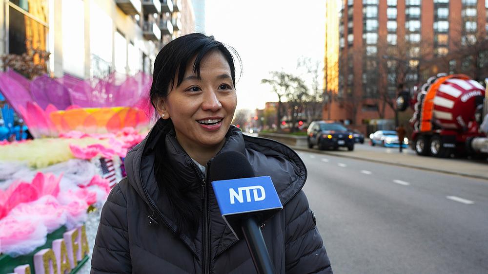 Lonn Yang na paradi u povodu Dan zahvalnosti u Čikagu