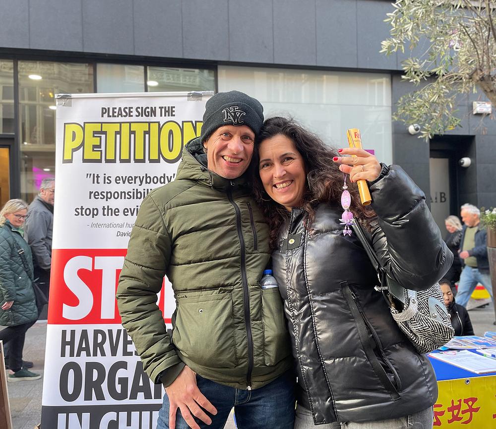 Miranda i suprug Herald podražavaju napore praktikanata za okončanjem progona.